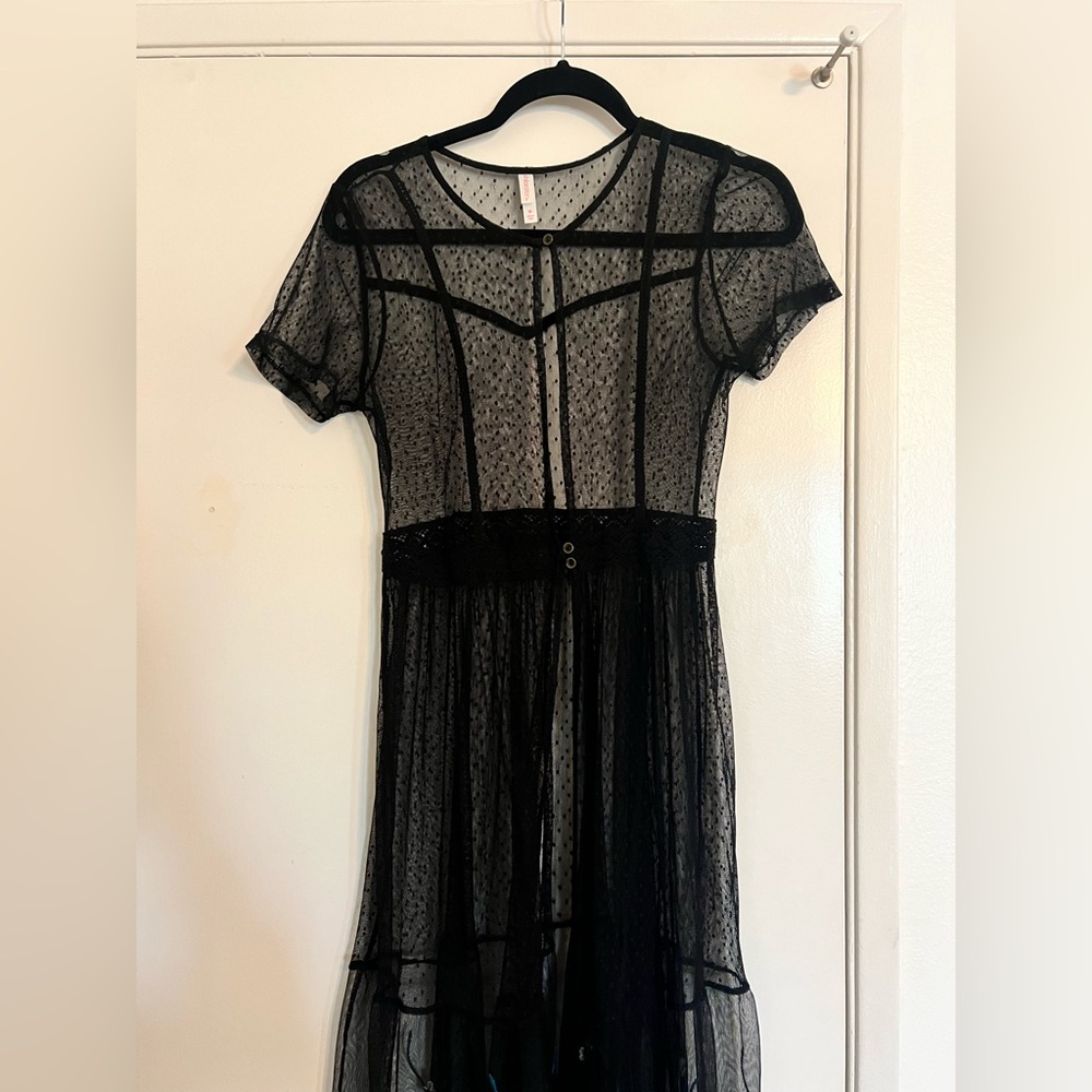 Exhilaration maxi embroidery dress size M